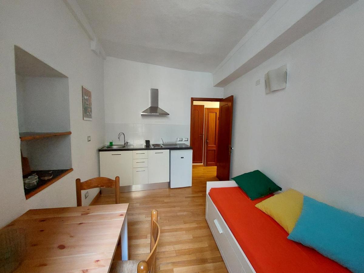 Mariasole Rooms Vernazza Bagian luar foto